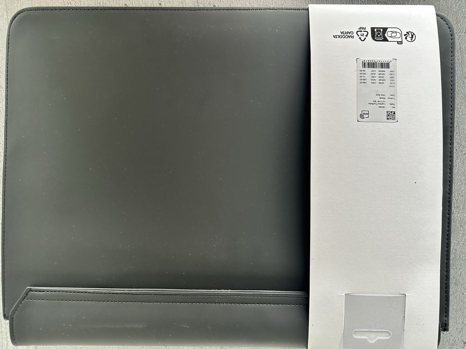 Чехол доя Macbook 15/16 Rains
