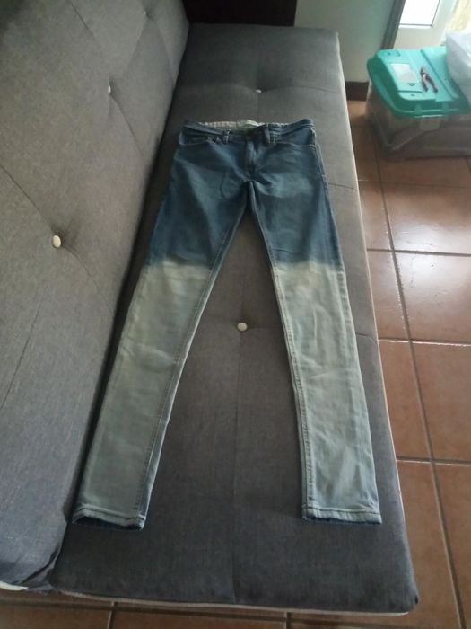 Vários pares de calças de ganga da pull &Bear