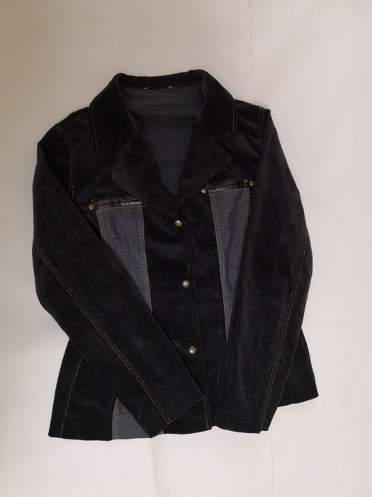 Костюм - комплект трійка: піджак, штани, спідниця, розмір 44.