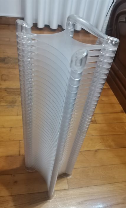 Estante de plástico porta CD