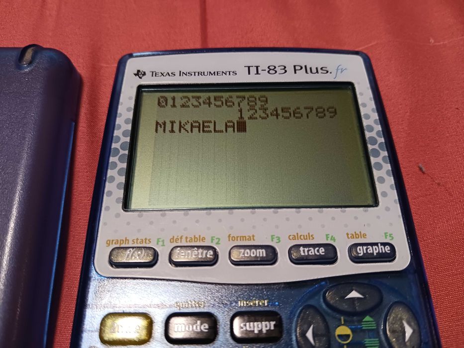 Calculadora Gráfica Texas Instruments TI-83 Plus - Azul