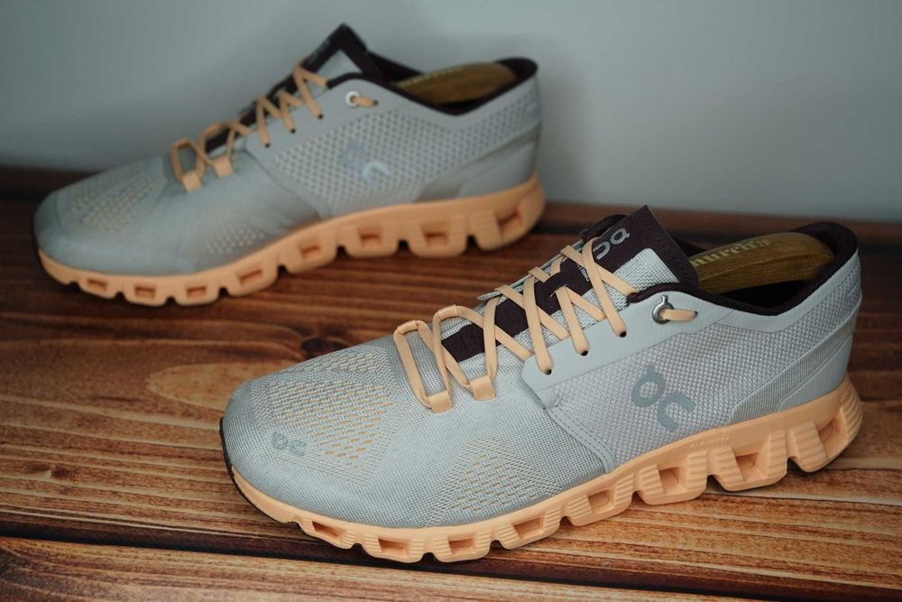 ON Running_Cloud X_Sneakersy Sportowe Running Damskie Buty_42.5_27.5cm
