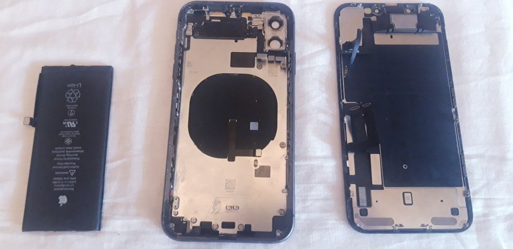 iPhone 11 reparação ou aproveitamento de peças ler discrição.