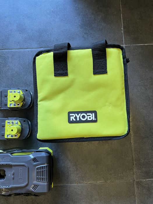 Conjunto ferramentas a bateria RYOBI