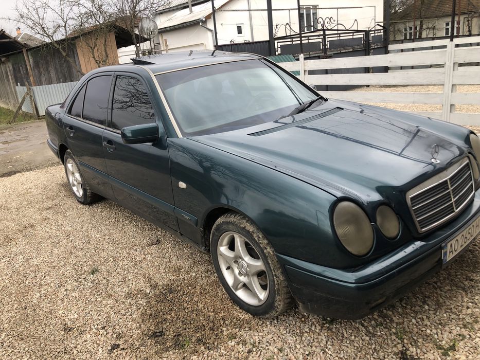 Мерседес 210   Автомат, 2.2 дизель простий