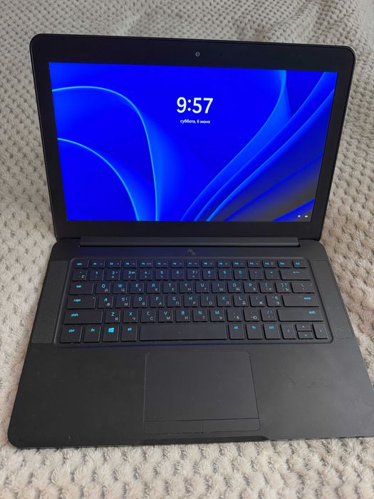 Ноутбук Razer Blade RZ09-0195 Nvidia Geforce GTX 1060 6GB | 14" | Intel I7 - 6700HQ | 256GB SSD | 16GB