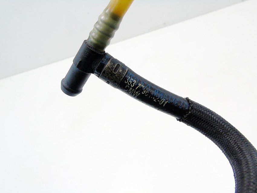 Rurka Przewód Paliwa 3.0 D Bmw X5 E70 E71 E60 E90 E91 E92 E93 E61