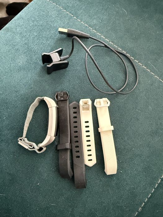 Zegarek FITBIT opaska sportowa