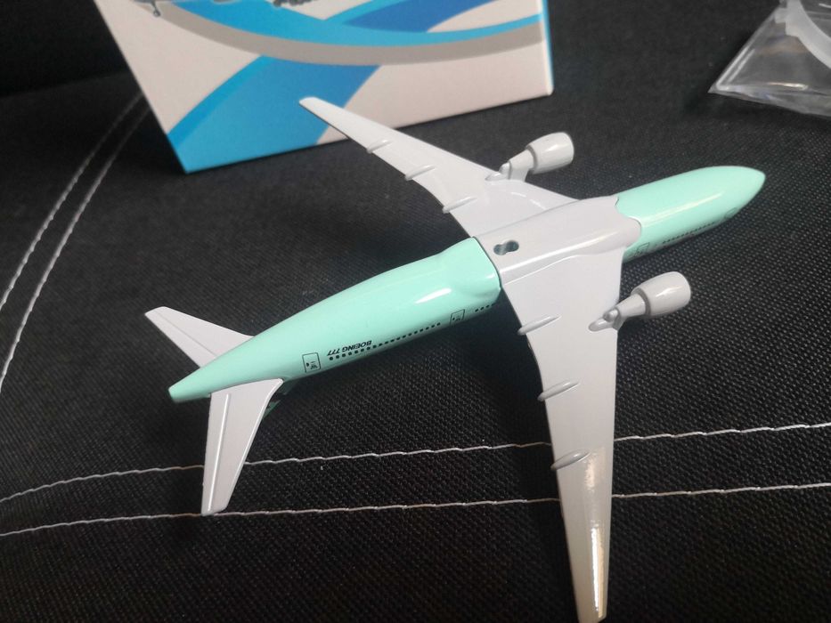 Samolot model samolotu metalowy ok 16 cm Air Canada