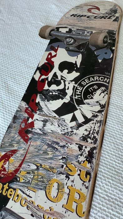Rip Curl skate poster realístico de cartão