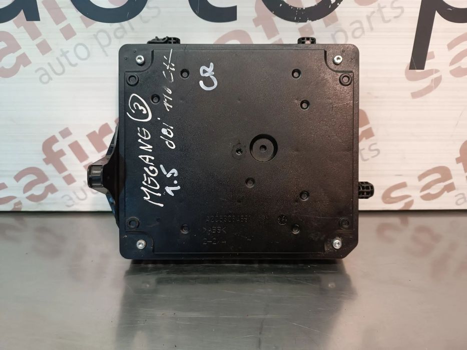 MODULO BCM UCH RENAULT MEGANE III REF: 284B19091R S180180040