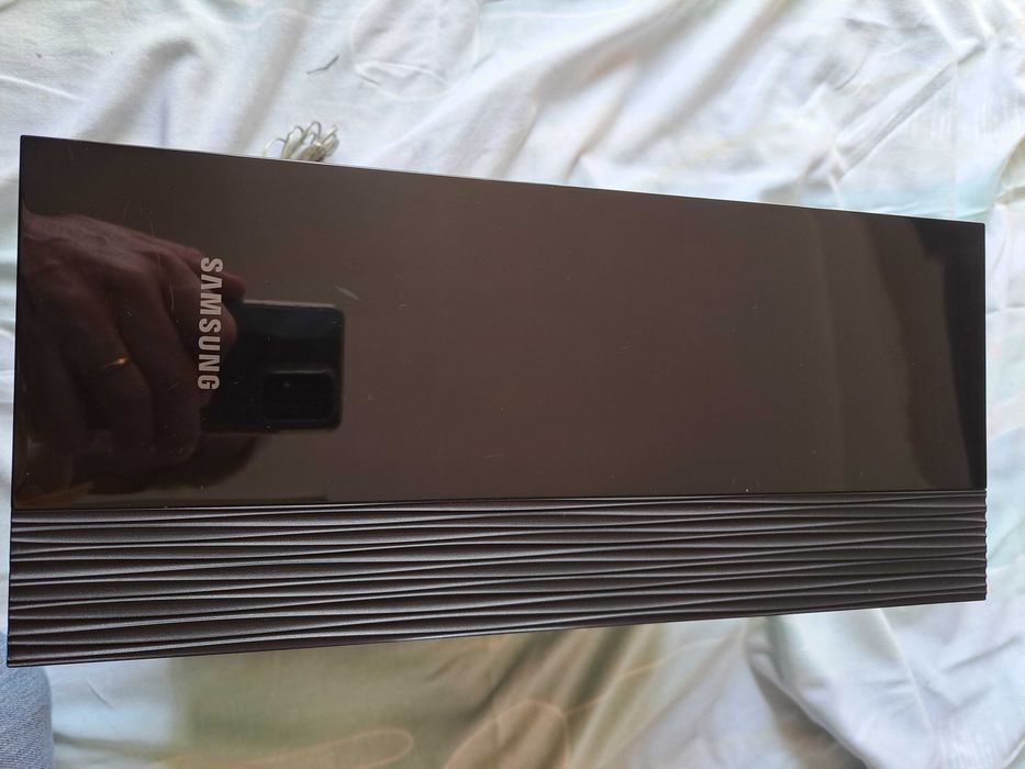 Colunas para Sistema Home CInema 5.1 - Samsung HT-E5550