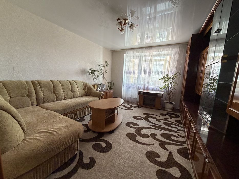 Продам 3 кімнатну квартиру 60 м² вул. Андрія Мельника 4 Рівне