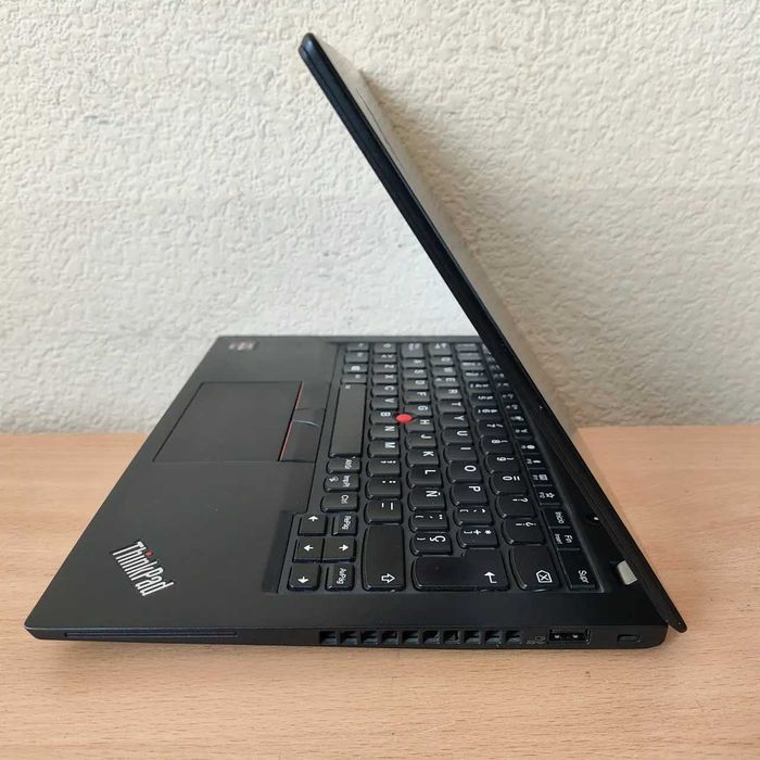 Ультракомпактний Lenovo A285 12.5"FHD/IPS ТАЧ Ryzen5 2500U/8/256M.2