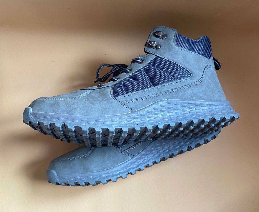 Reserved Footwear RF1093 розмір 44 стан нових США