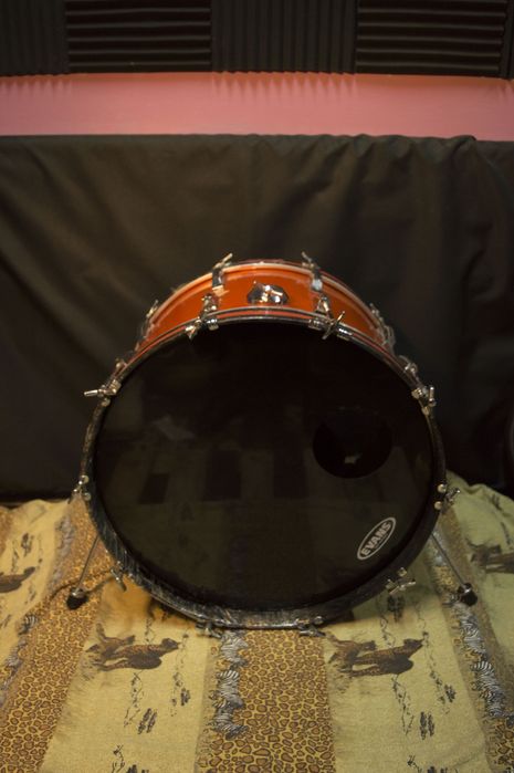 Барабанна установка вінтажна Amati