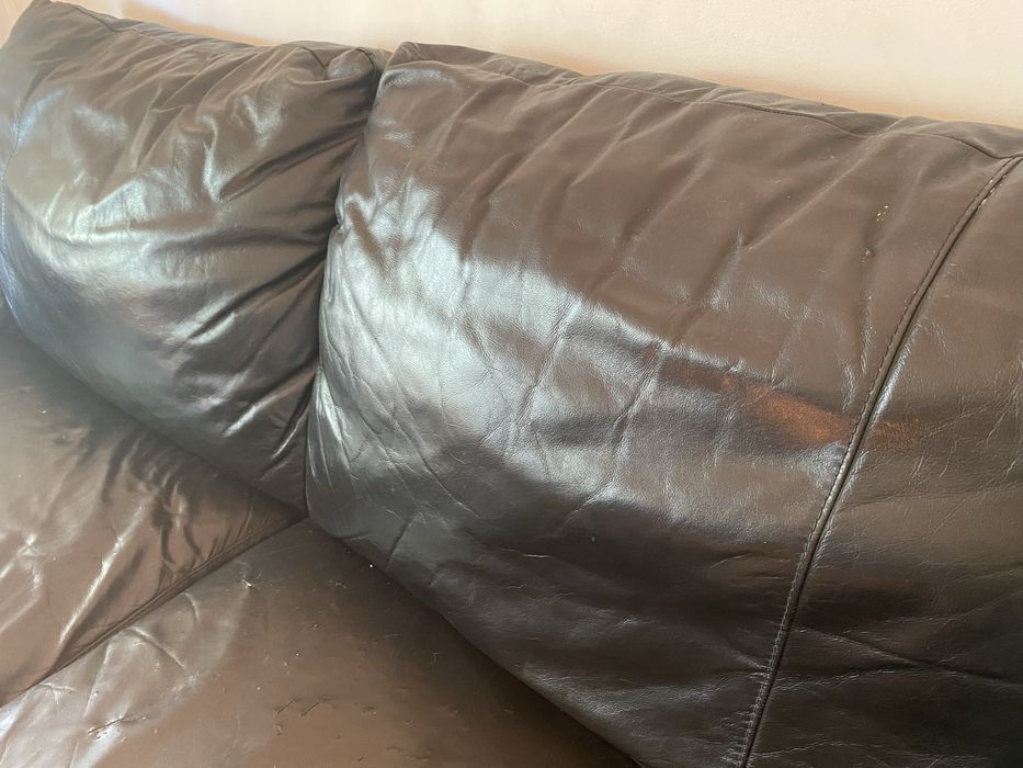 Sofa cama de pele