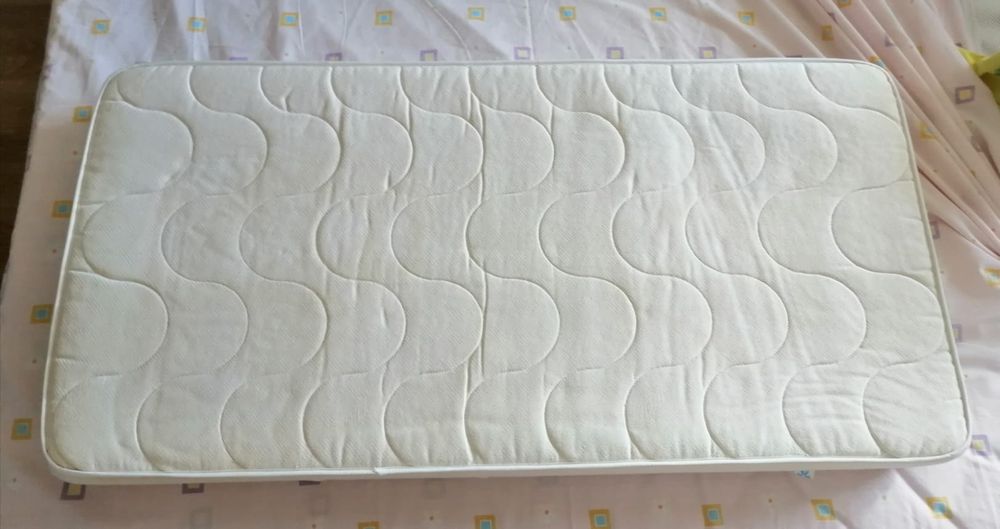 Cama de grades para bebé