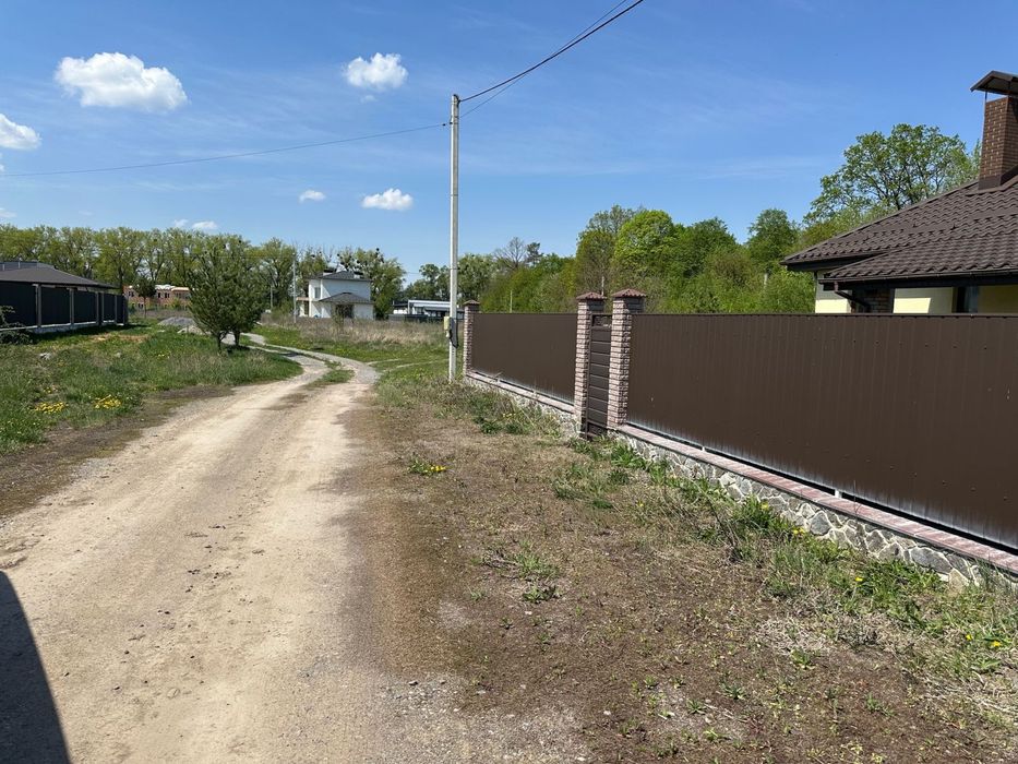 Будинок з виходом до лісу