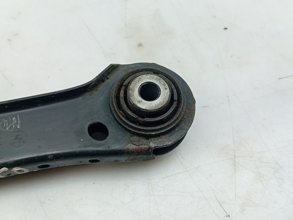 Braço de suspensão trás direito BMW X1 (E84)