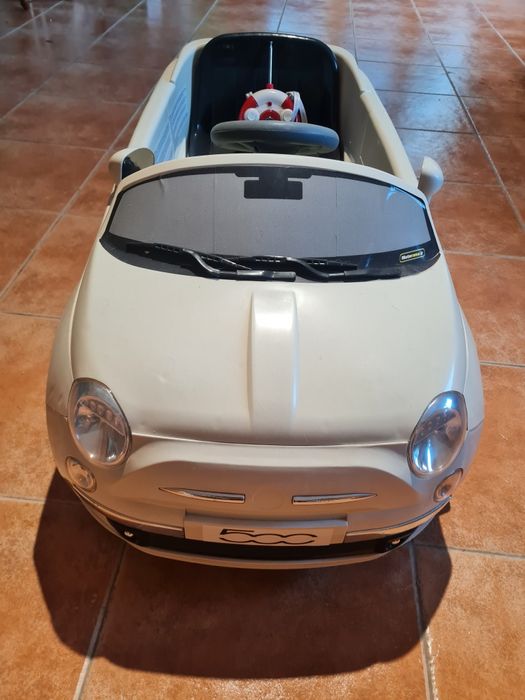 Fiat 500 branco/bege Veículo c/ bateria 12V