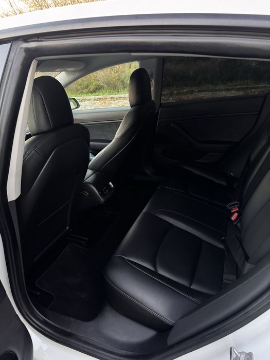 Тесла м3/Tesla m3