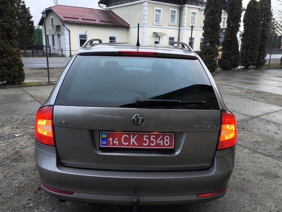 Skoda Octavia 2011 року Свіжопригнана з Австрії 1.6 МПІ mpi Шкода