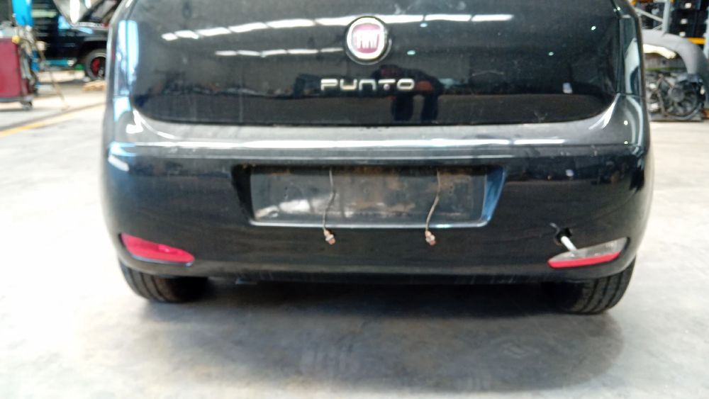 Pára-choques trás FIAT Punto Evo (199_)