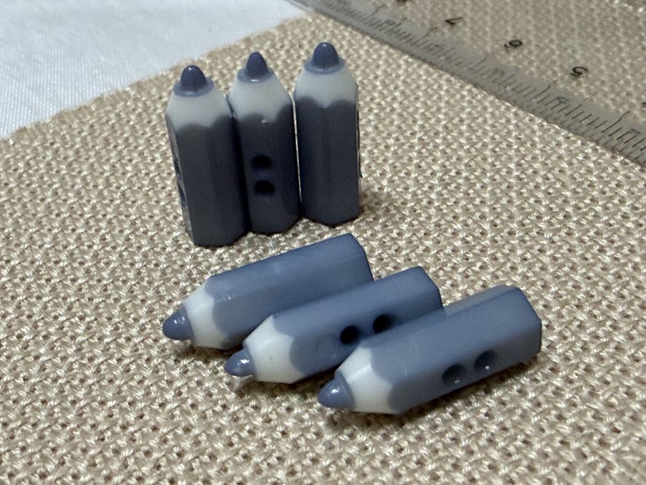 Botões formato lápis