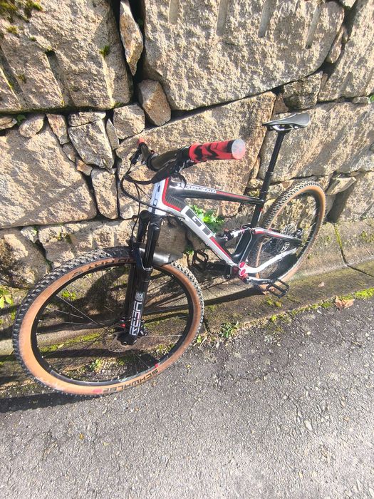 Bicicleta GT roda 29