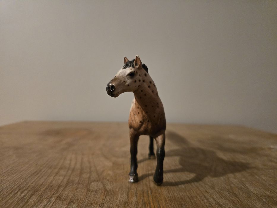 Schleich koń knabstrup ogier figurka model wycofany z 2010 r.