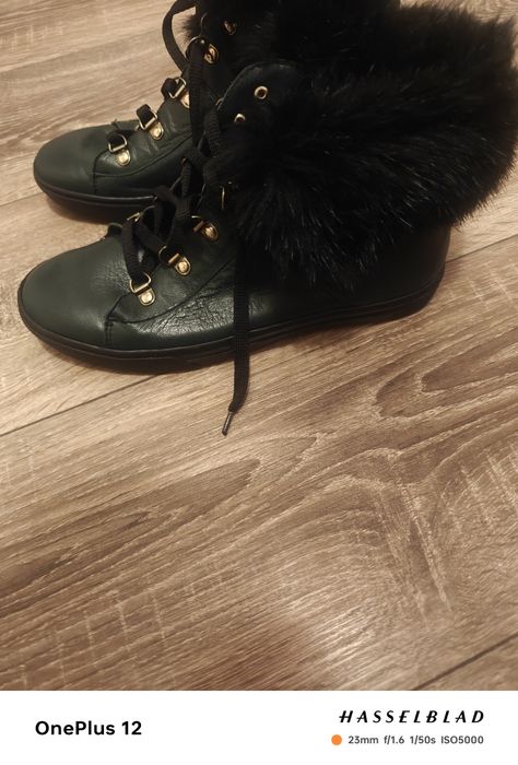 Trampki za kostkę futerko 38 cudo