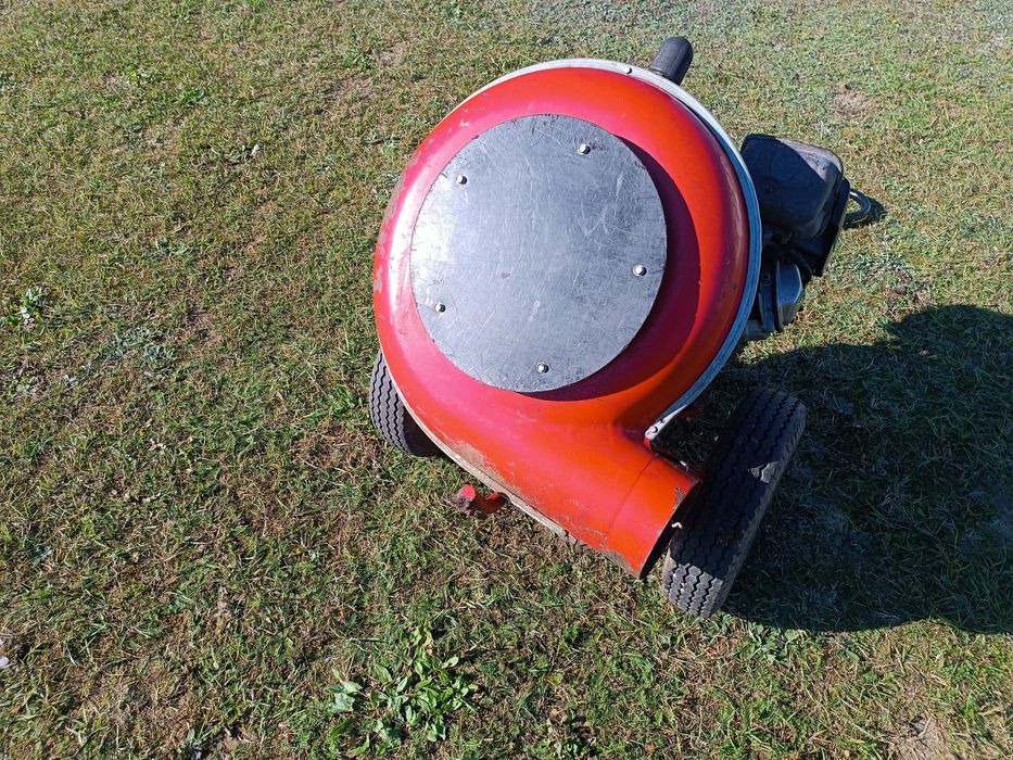 Dmuchawa spalinowa do liści trawy drogowa odkurzacz honda 13km