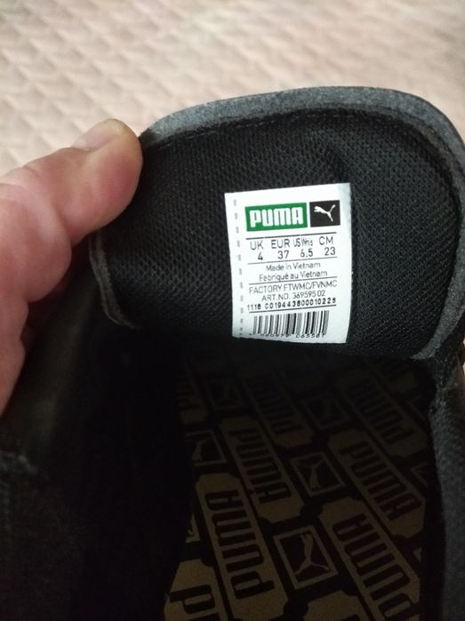 Жіночі кросівки Puma з натуральної шкіри розмір 37