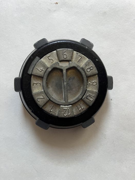 Кодова пробка бензобака автомобіля ВАЗ 01-07