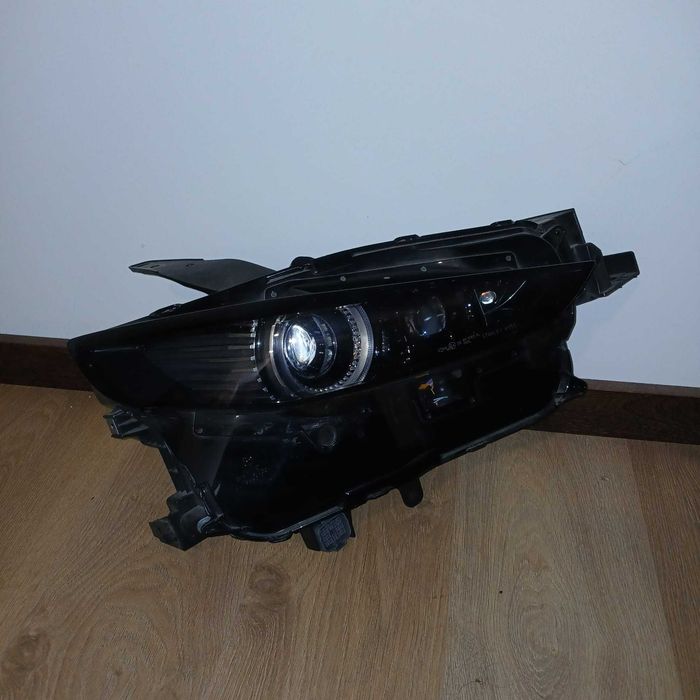 Mazda CX-30 - Farol Direito