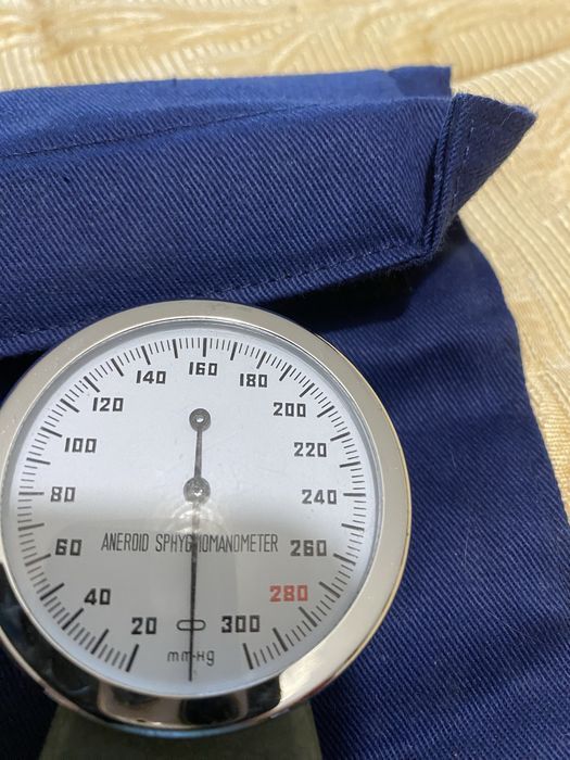 Medidor de tensao