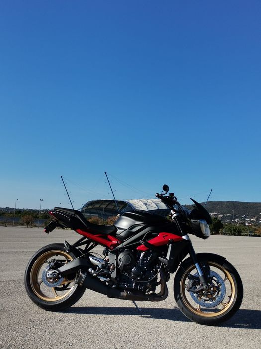 Triumph street triple R