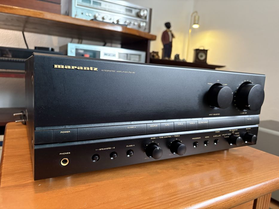 Amplificador Marantz PM 80