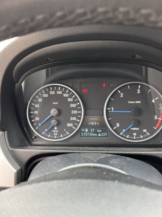 Bmw 320 E91 (selo antigo)