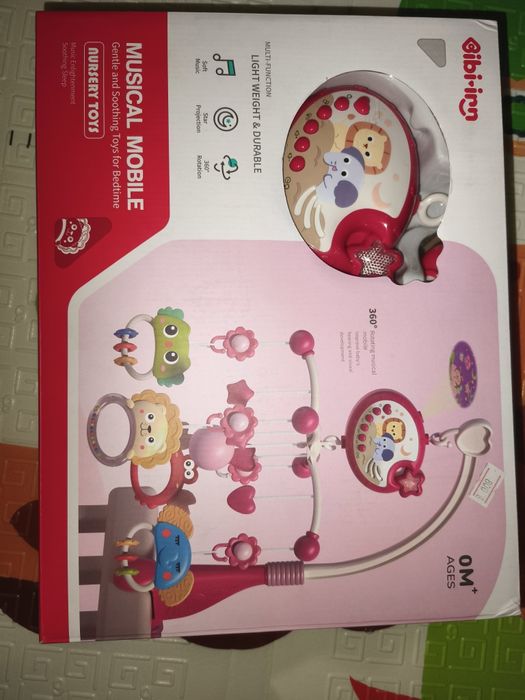 Мобіль для дитячого ліжечка