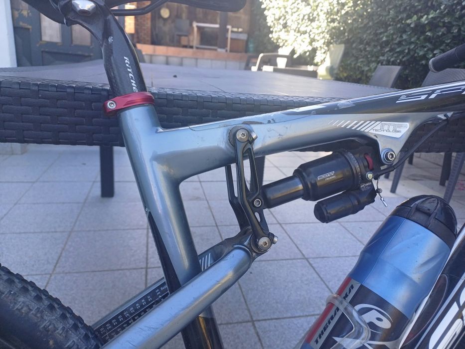 Bicicleta BTT Scott-Suspensão total toda em carbono