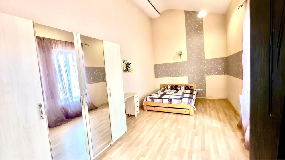 Cдам посучточно уютный дом 4 спальни бассейн сауна 13 фонтана рыба)