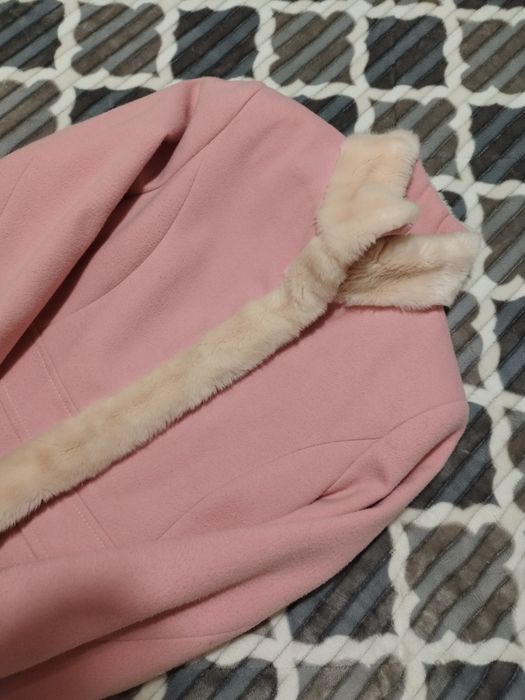 Parka rosa Cristina barros tamanho 38 praticamente nova