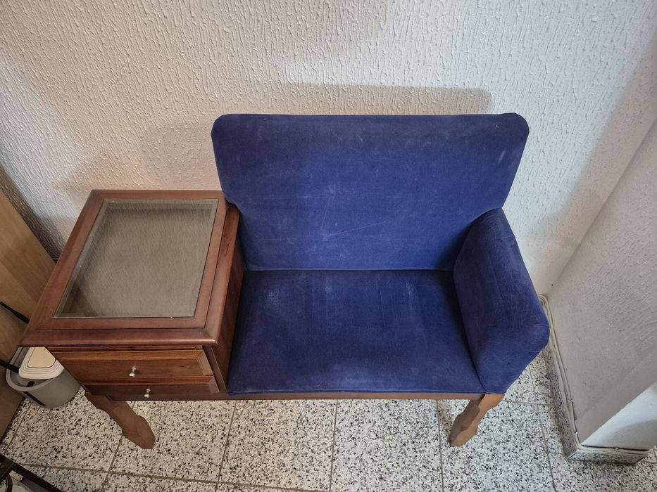 Senhorinha e banco de entrada