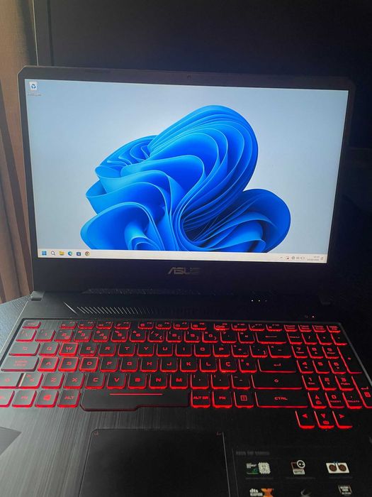 ASUS TUF Gaming FX505 — i7 8750H + GTX 1050 Ti | 16GB RAM | 256GB SSD