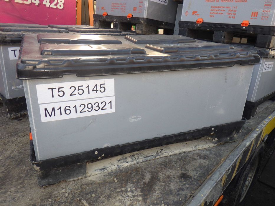 Skrzyniopaleta Plastikowa Skladana Ocieplana Wojskowa jak Nowe