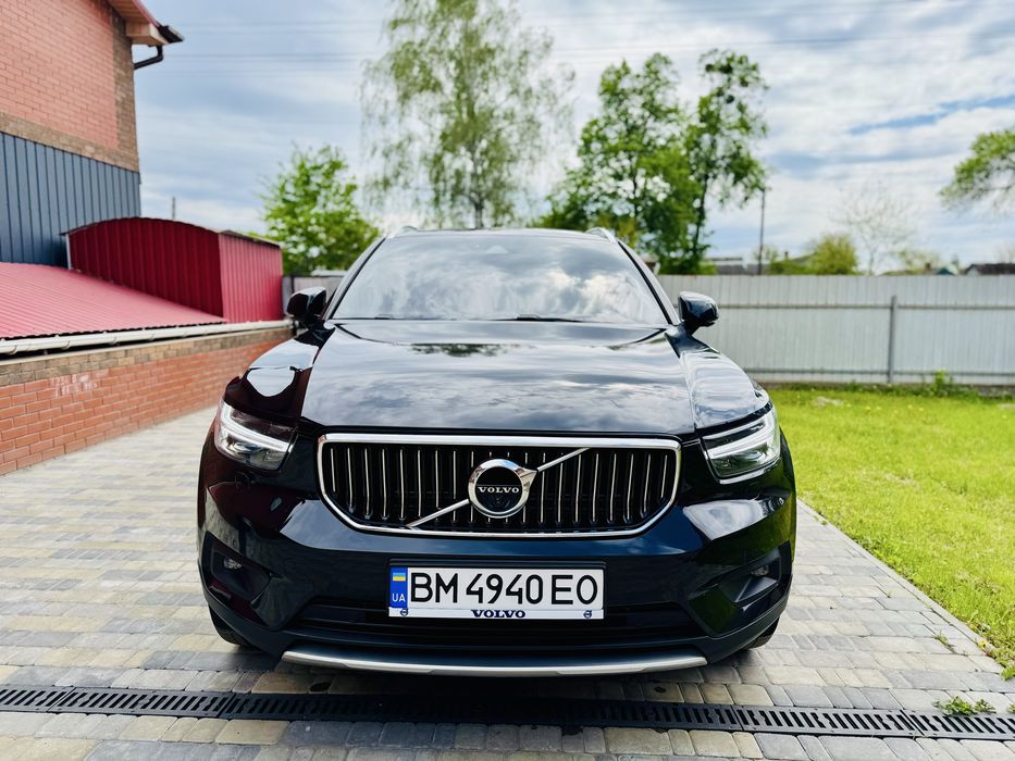 Volvo XC40 1.5PHEV AWD R-Design 2022рік Official