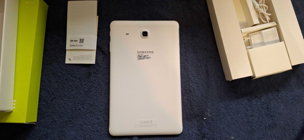 Tablet samsung galaxy  TAB E SM-T561
