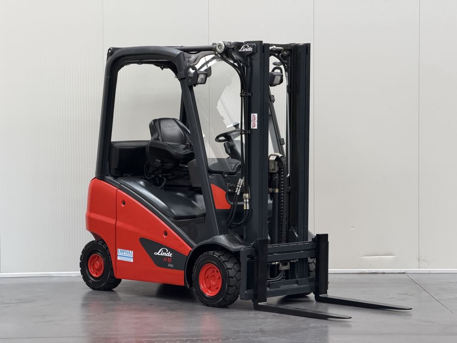 Empilhador Linde 1600Kg - Gás